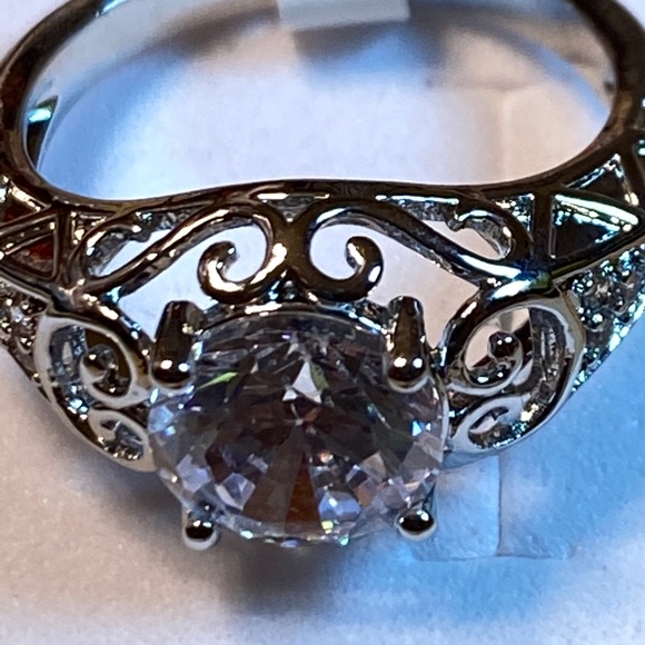 Baroque style silver ring - Picture 2 of 3